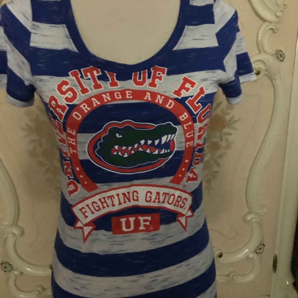 Creative Apparel Top - Picture 11 of 11